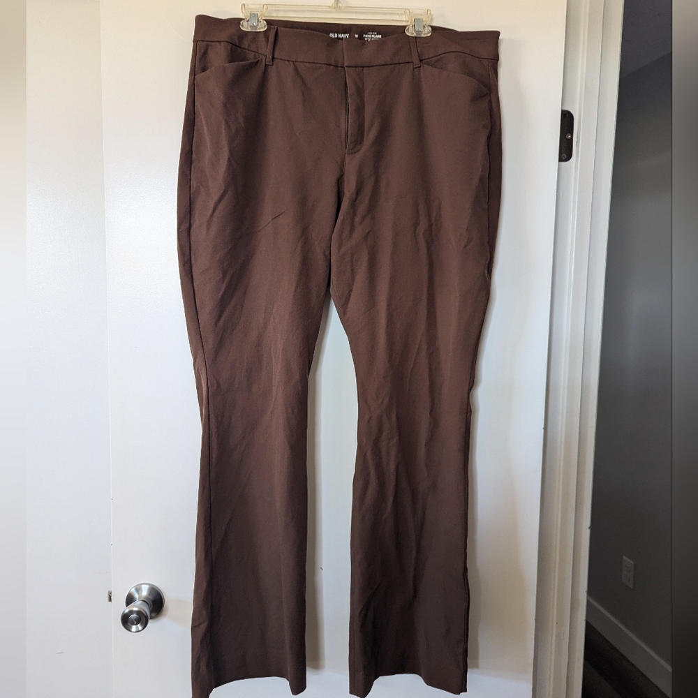 Old Navy High Waisted Pixie Flare Pants in Chocolate Brown Women's size 18
